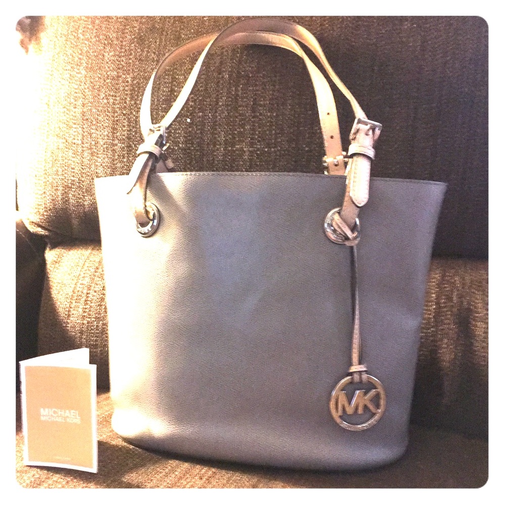 Michael Kors tote
